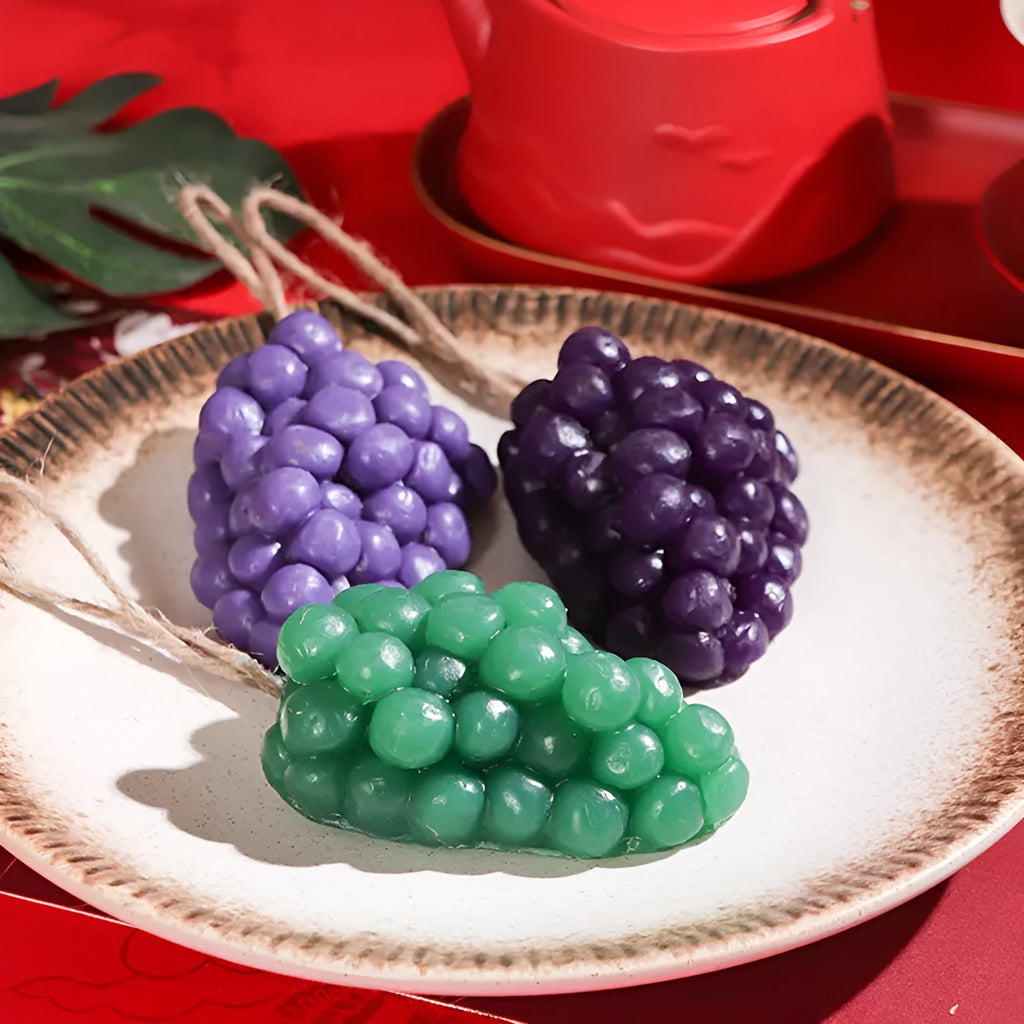 Grape cluster shaped handmade soap bar in purple or green colour, 80g weight