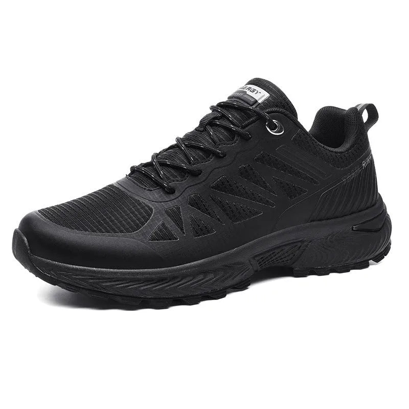 Men's black mesh running shoes with round toe and lace-up closure