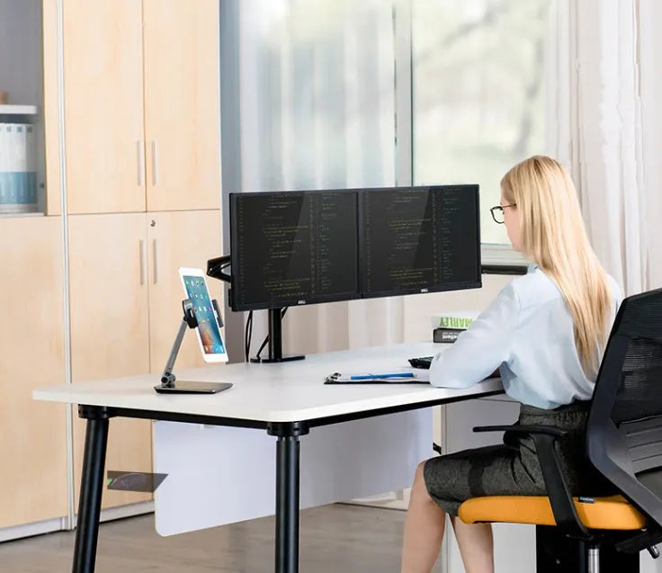 Folding desktop phone tablet holder with 360° rotation in silver colour