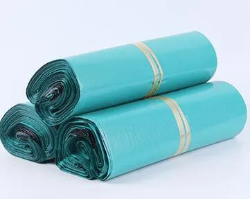 A pack of 100 clear PE courier bags for clothing with adhesive seals, shown in different sizes and colours.