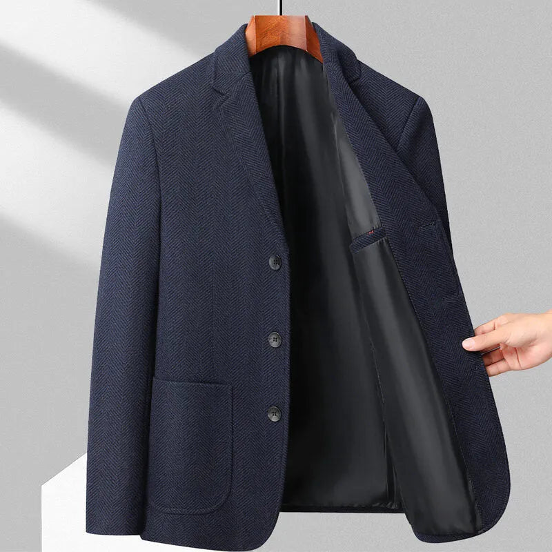 Men's solid colour loose fit polyester coat for spring and autumn casual wear.