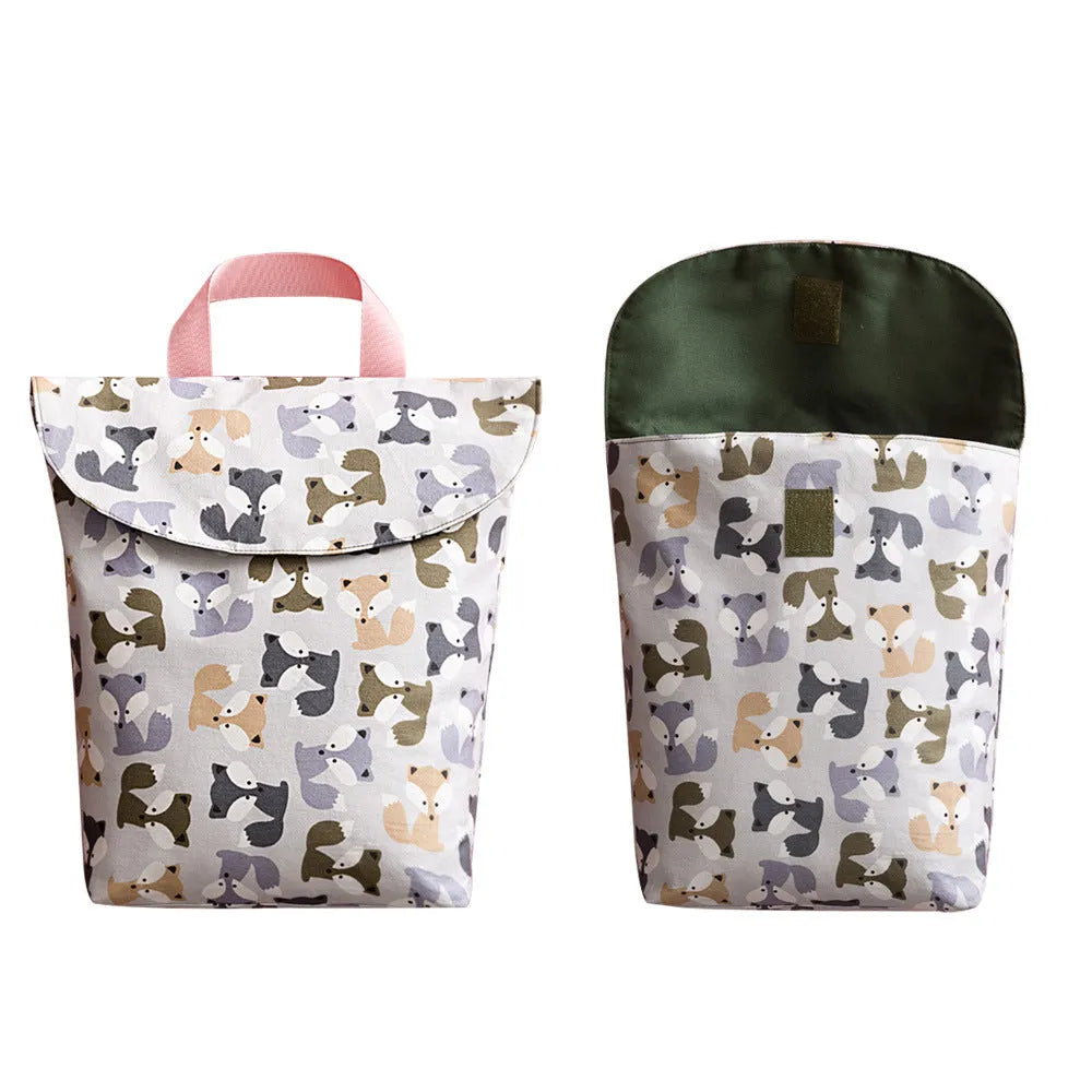 Baby diaper storage bag in polyester large capacity grey little fox design size L 28.5x27.5cm