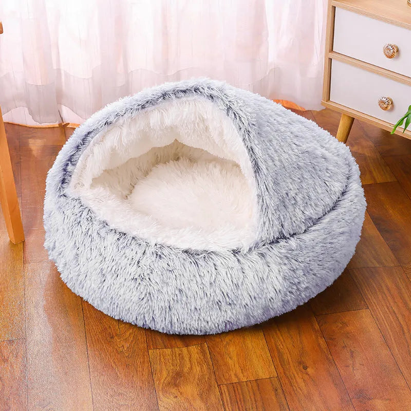 Waterproof cloth dog kennel with semi-enclosed design in gradient colour