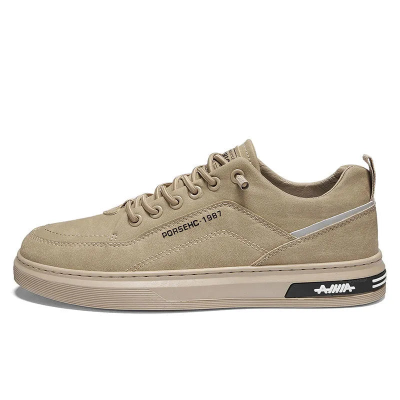 Men's waterproof casual shoes in black colour with round toe and low-top design