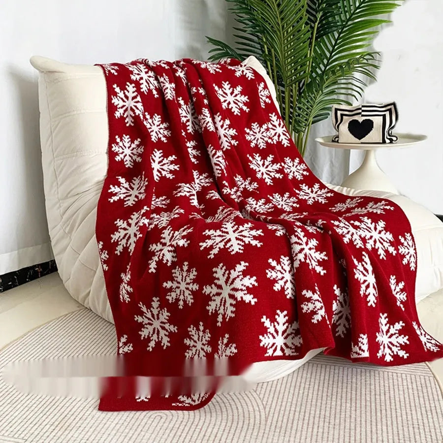Personalised Christmas blanket with snowflake or reindeer pattern, size 110x130cm