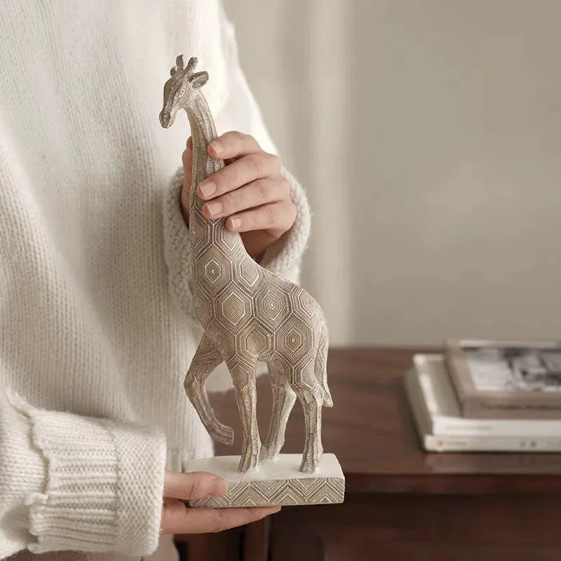 Wood colour synthetic resin giraffe ornament for home decoration