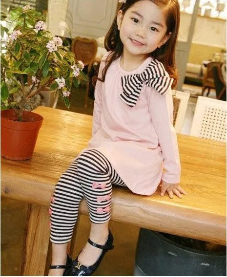 Pink cotton girl clothing set showing coordinated top and bottom in children's sizes 110cm to 140cm