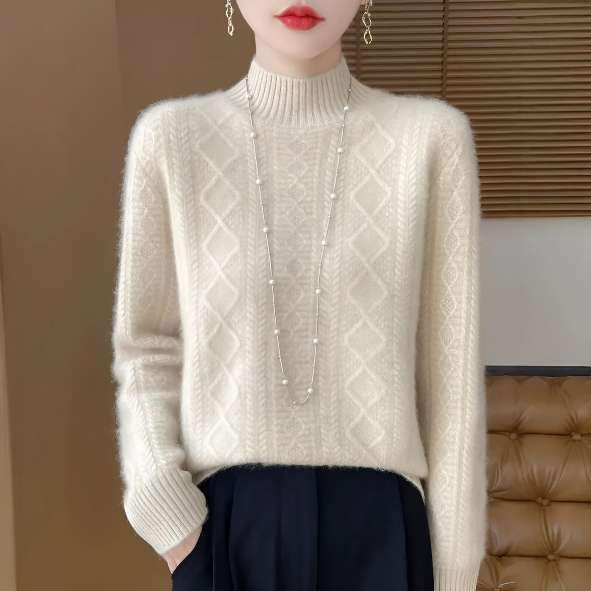 Women's semi-high neck loose knit sweater in solid colour with regular sleeves