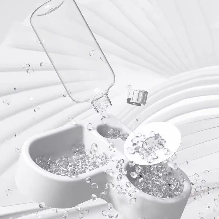 White cat water fountain with food-grade bowl and quiet submersible pump, showing 1.8 L capacity.