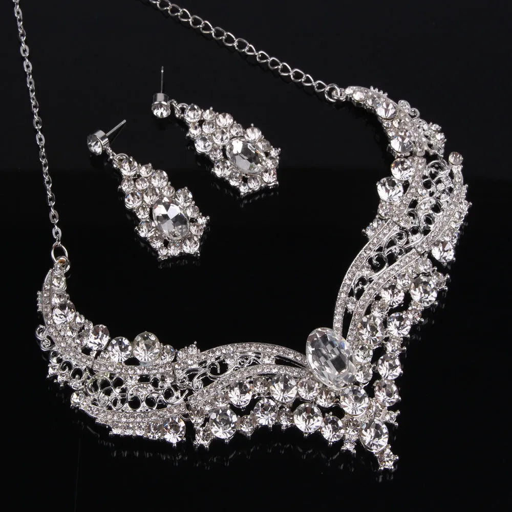 Alloy rhinestone jewellery set with necklace and earrings, adjustable water wave chain, butterfly pattern, for women