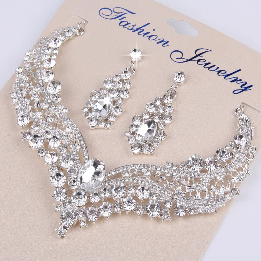Alloy rhinestone jewellery set with necklace and earrings, adjustable water wave chain, butterfly pattern, for women