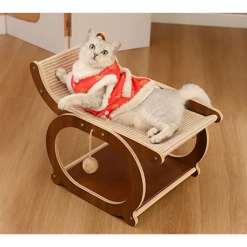 Solid wood cat scratching mat in walnut colour with scratch resistant surface