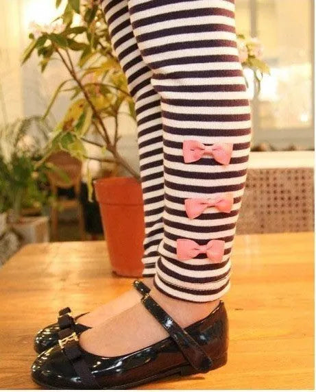 Pink cotton girl clothing set showing coordinated top and bottom in children's sizes 110cm to 140cm