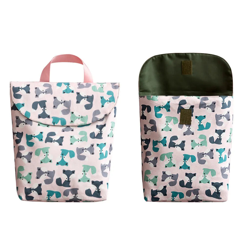 Baby diaper storage bag in polyester large capacity grey little fox design size L 28.5x27.5cm