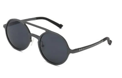 Vintage polarised sunglasses with TAC lens and aluminum magnesium frame in black and gray