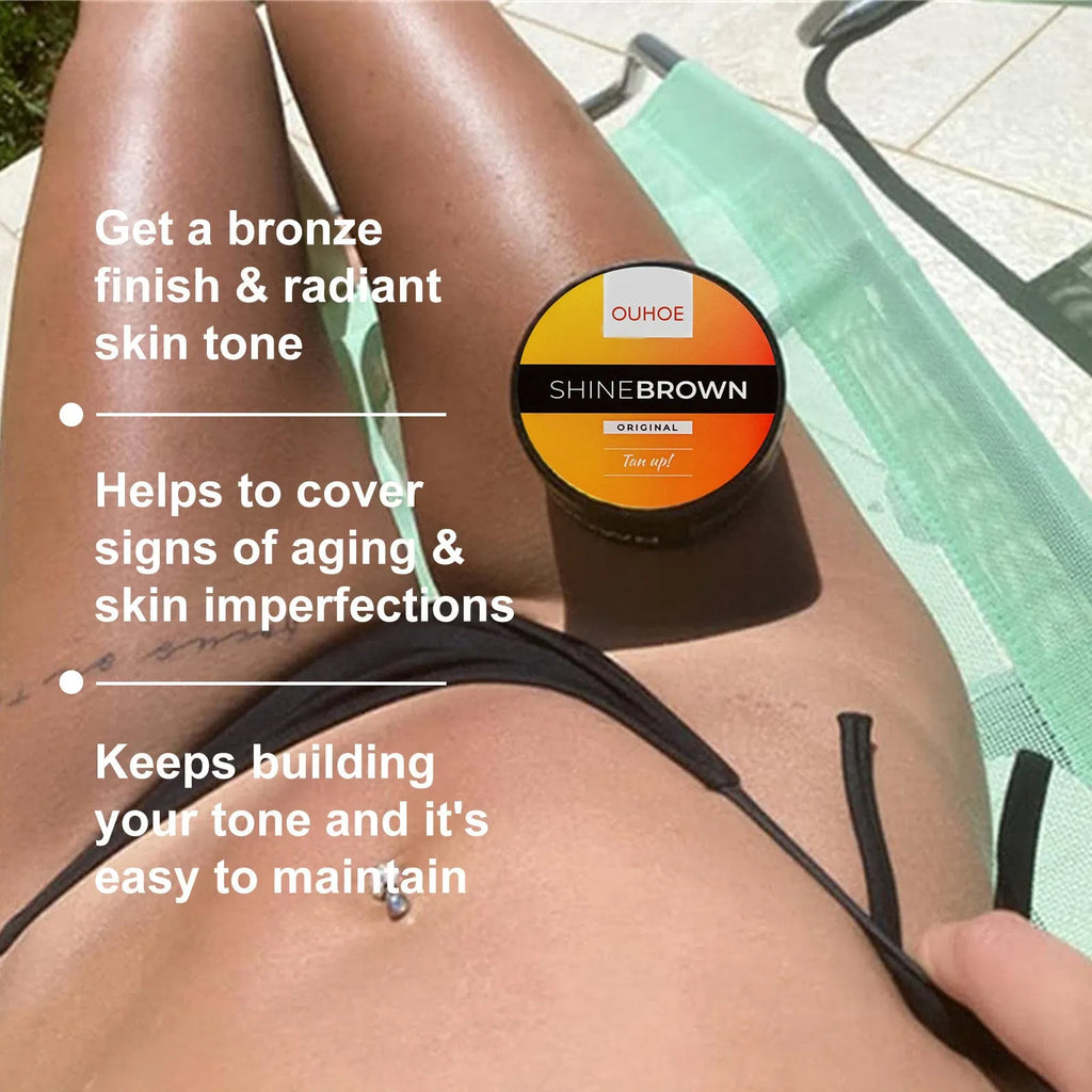 Tanning cream and aloe vera gel set in black packaging for intensive tanning and after sun repair.
