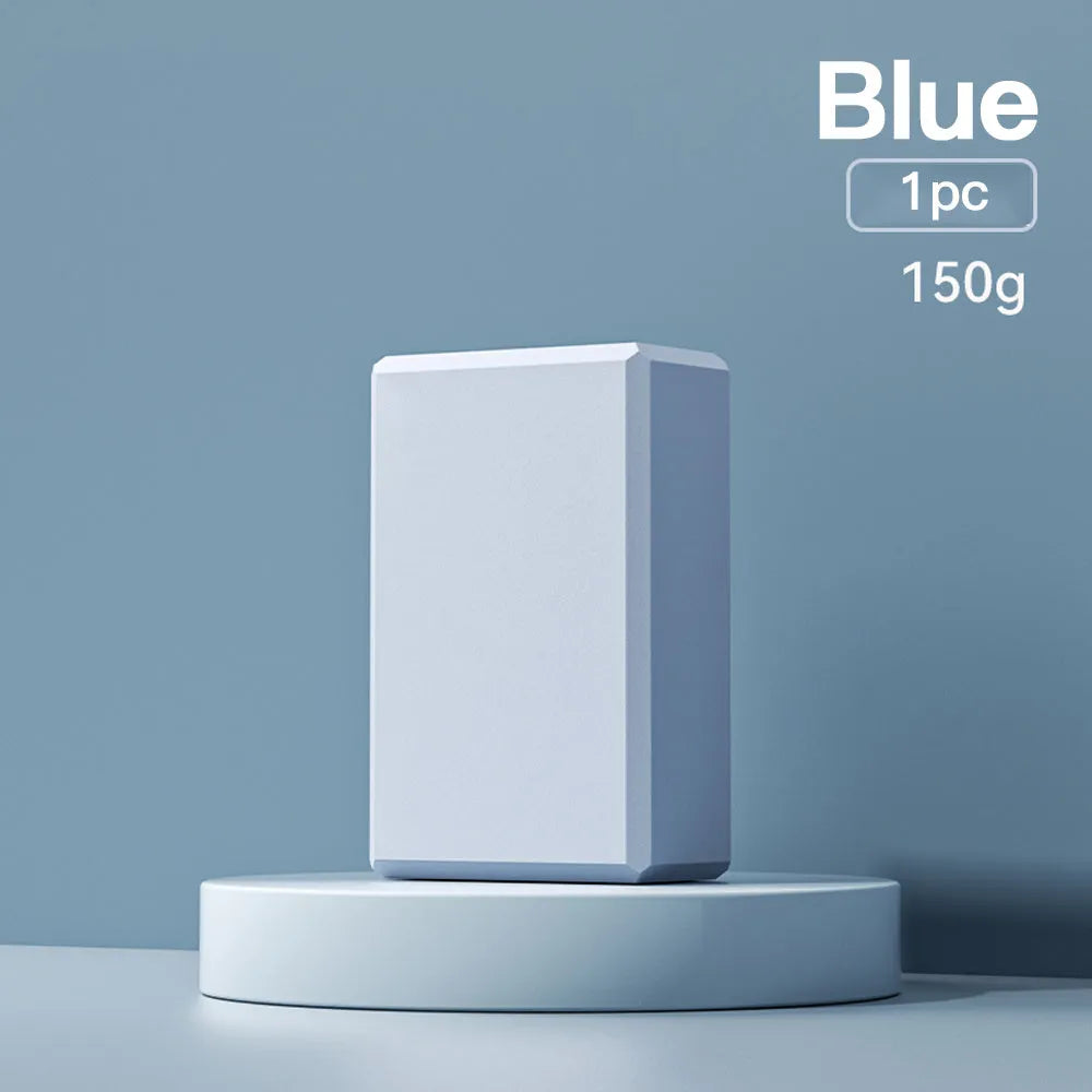 Solid-colour EVA foam yoga block with hexagonal ridges for grip