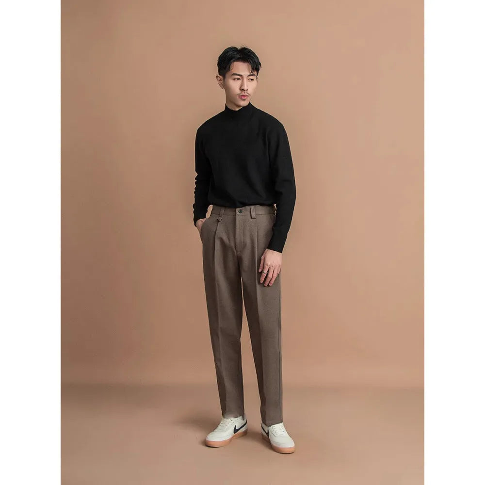 Men's straight-leg polyester pants in black with draped business casual design