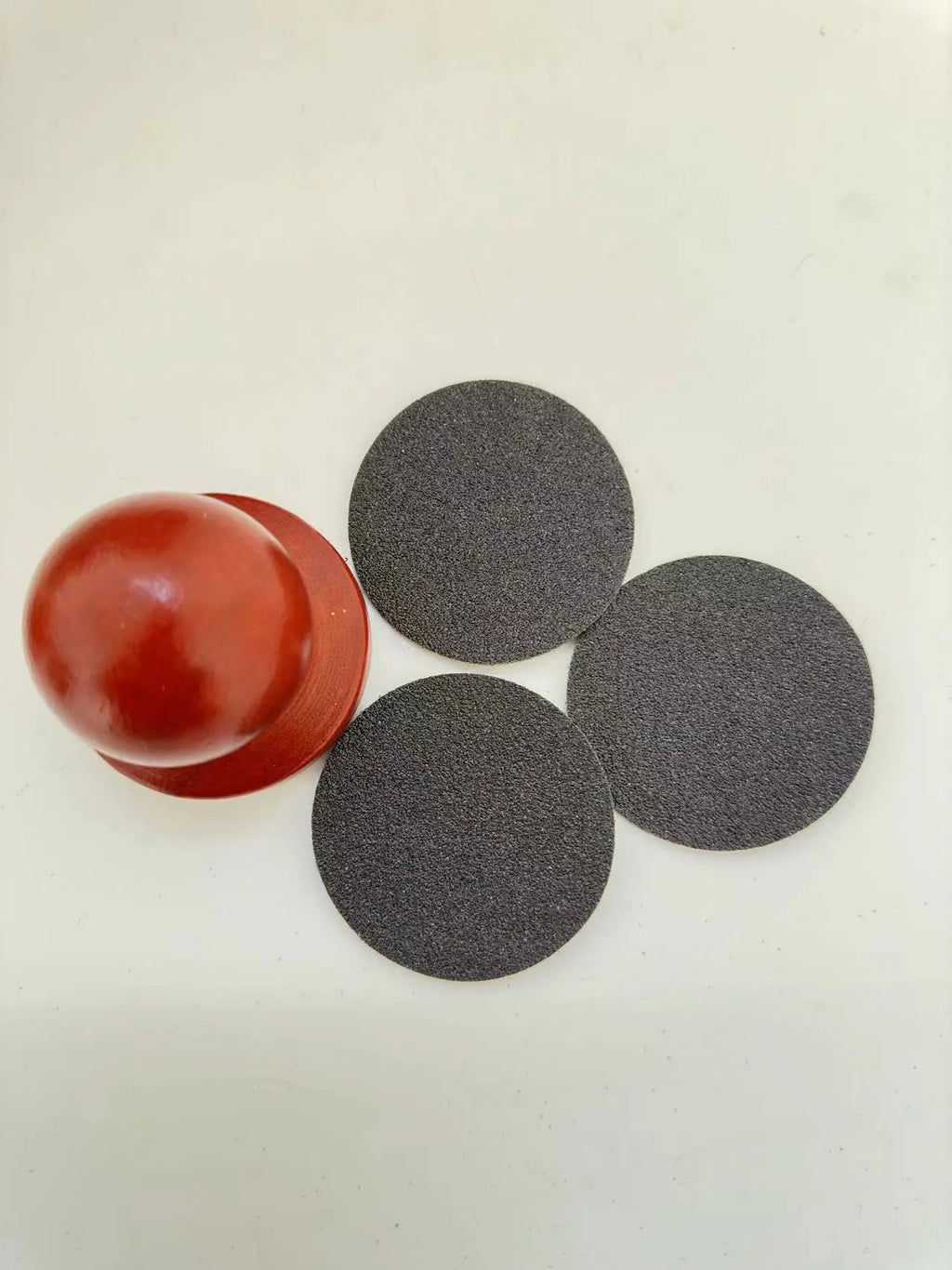 Wooden dog claw grinding board with removable sandpaper sheets for pet nail repair