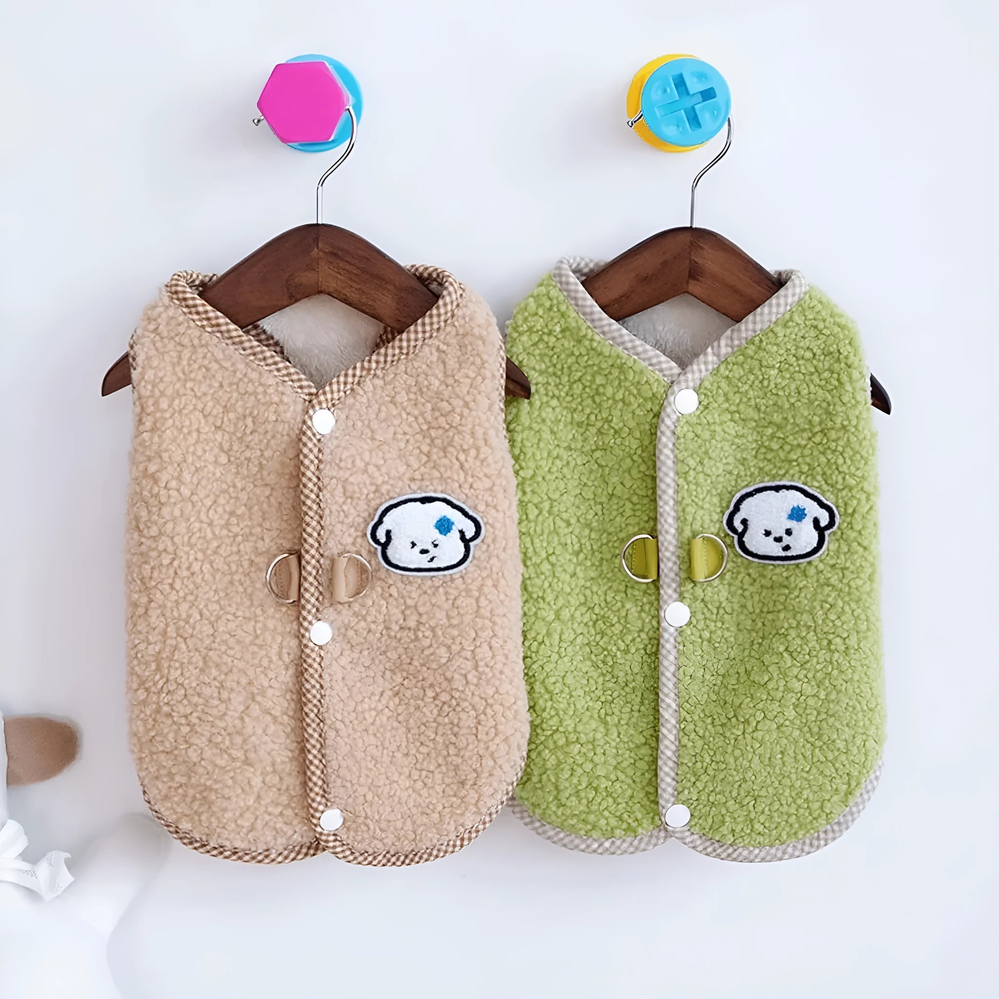 Green coral fleece dog sweatshirt vest with leash ring for winter wear