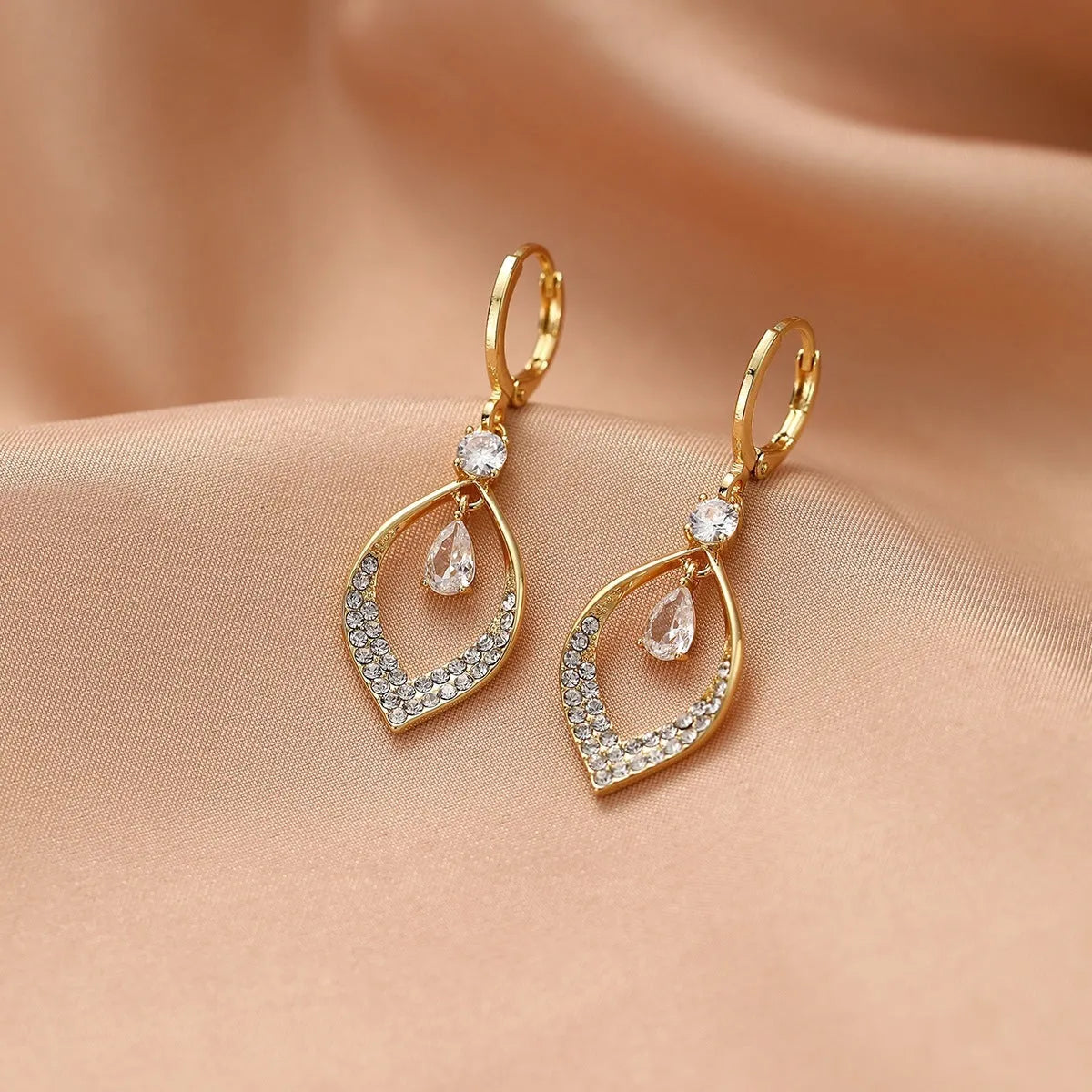Women's copper electroplated zircon teardrop tassel earrings with gold or silver ear posts