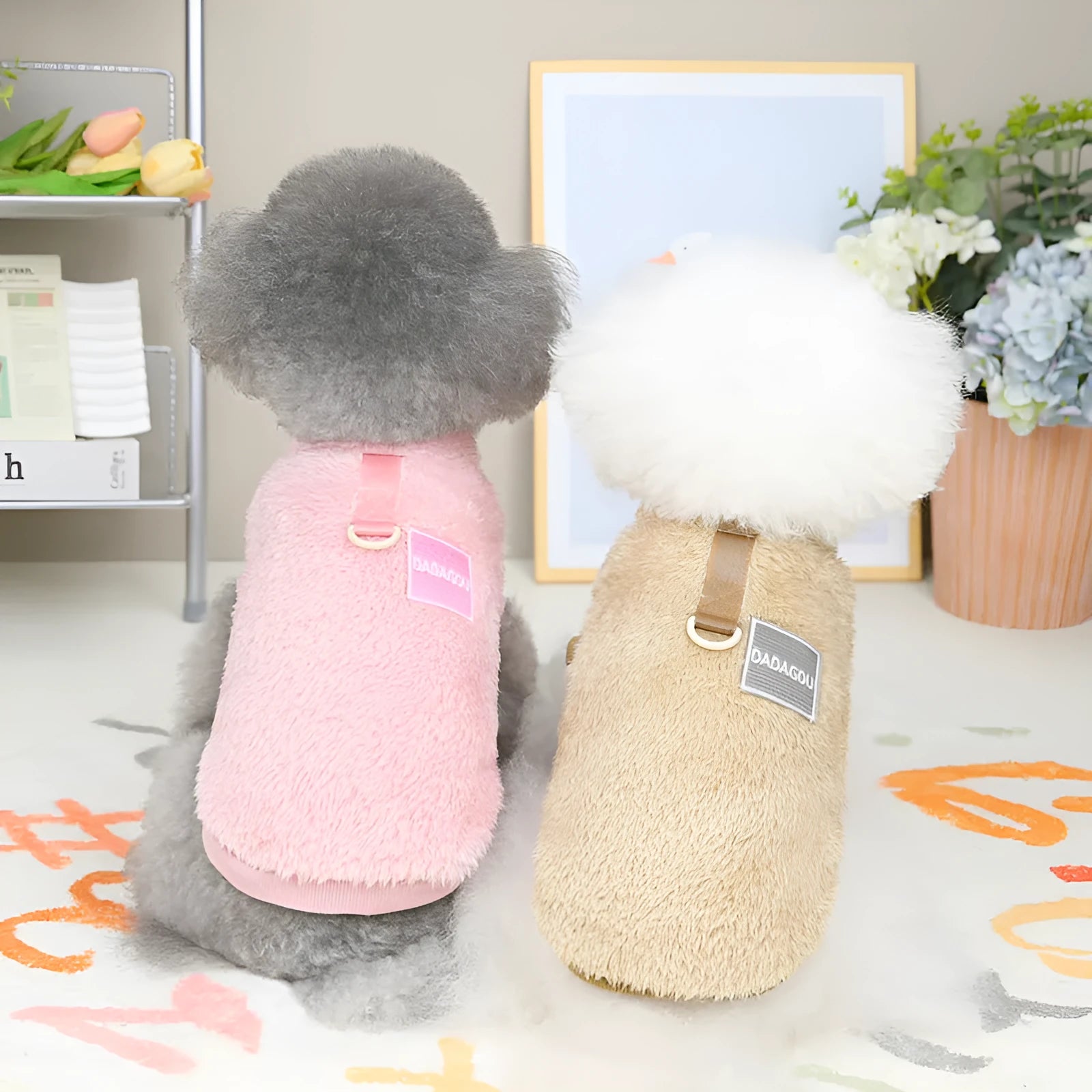 Coral fleece pet jacket with five-colour pull rings in blue, sizes S to XXL