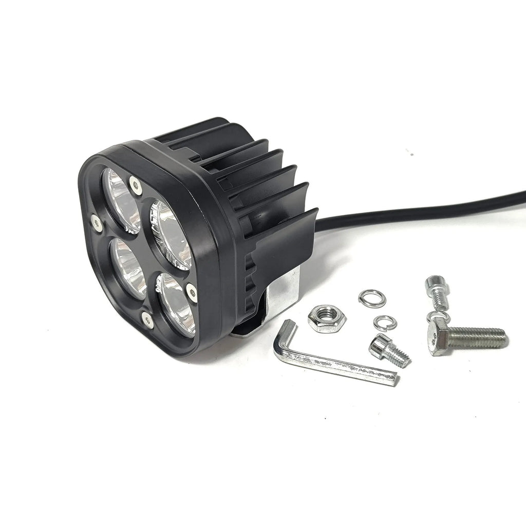 Four-eye vehicle headlight spotlight with aluminium mounting base in white or yellow light options