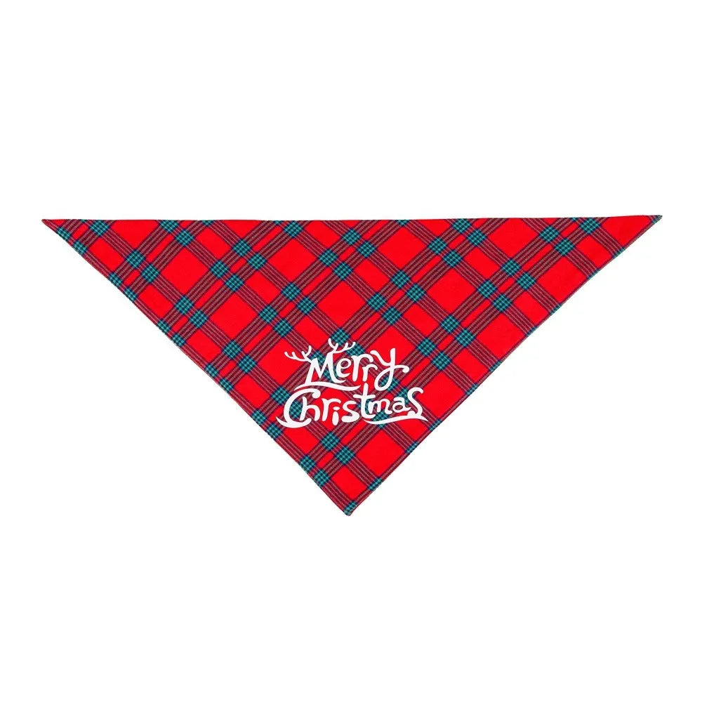 Pure cotton dog bandana with Christmas snowman pattern, 65x45cm, on a medium-sized dog