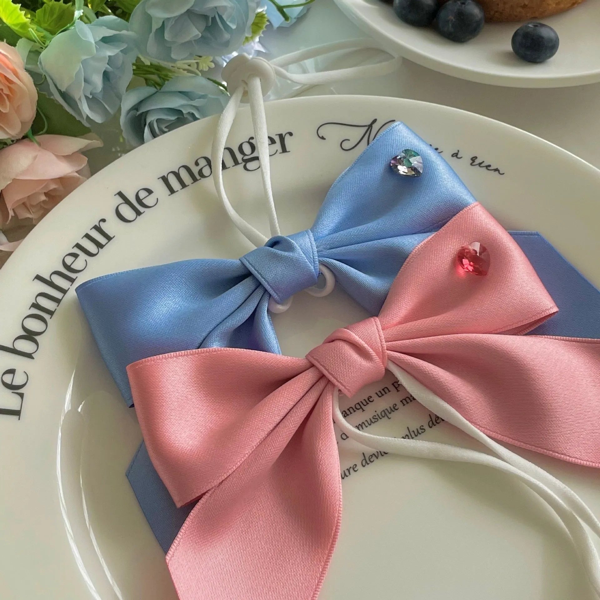 Adjustable dog hair band headdress with princess style bow on polyester cotton ribbon