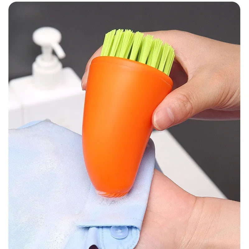 Carrot-shaped nylon bristle cleaning brush for vegetables in orange and white colour options