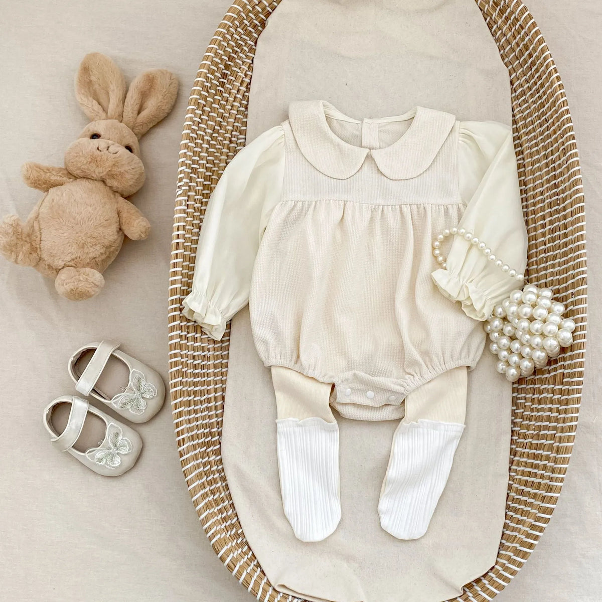 Baby girl corduroy romper with doll collar long sleeves apricot colour bottom-covering fit