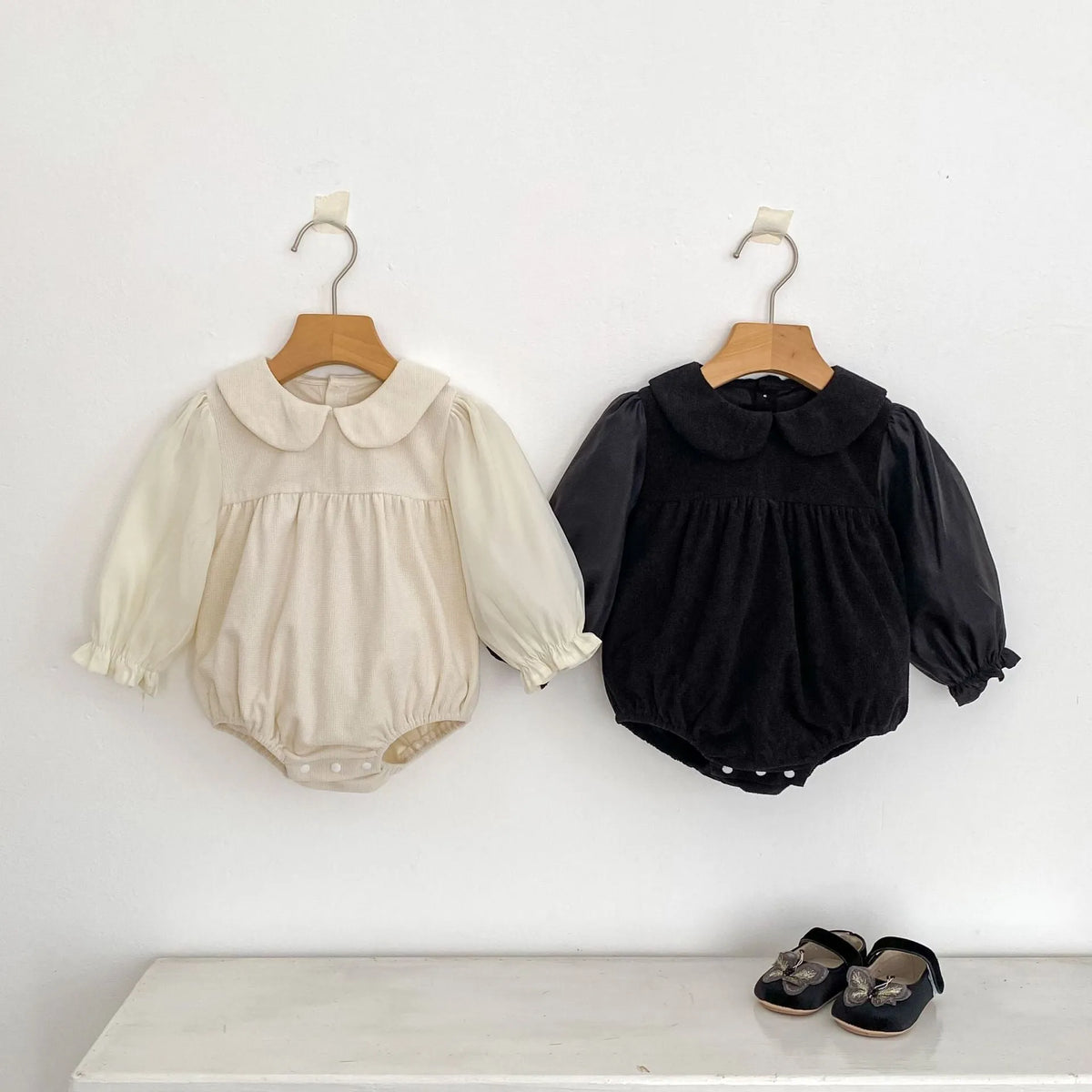 Baby girl corduroy romper with doll collar long sleeves apricot colour bottom-covering fit