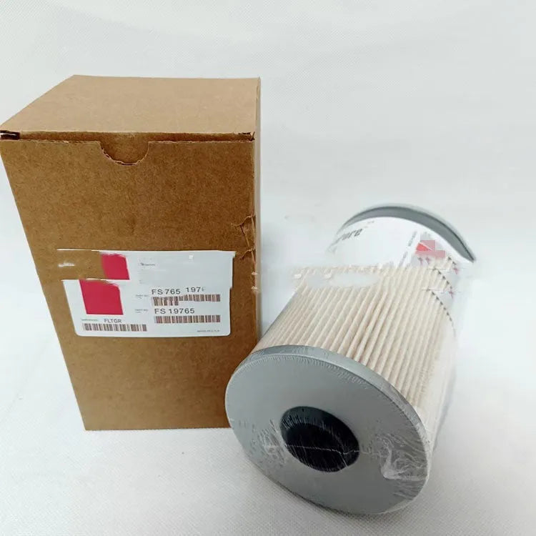 FS19764 diesel fuel filter for generator sets with 10mm inlet, outside diameter 106.93mm.