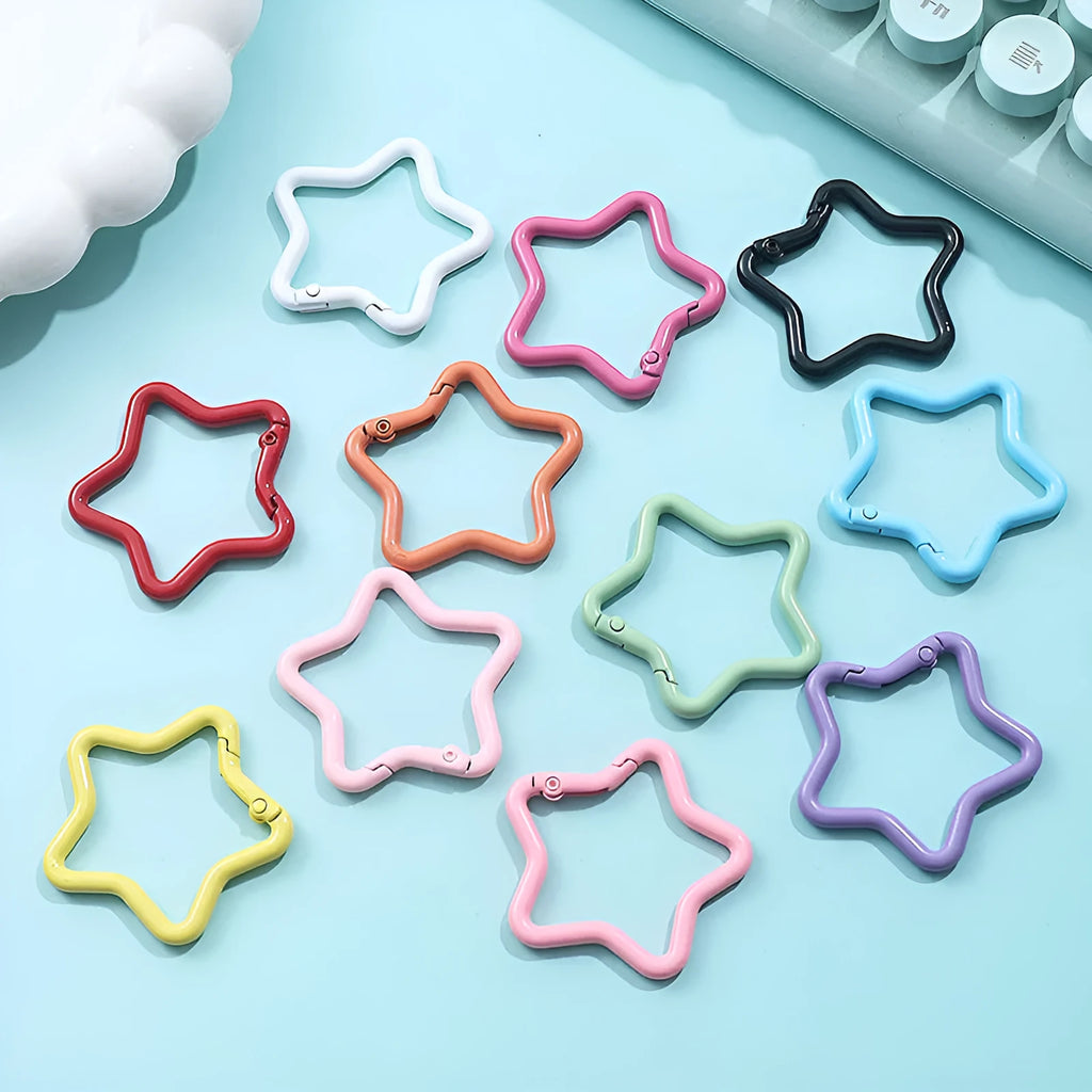 Zinc alloy five-pointed star keychain for backpack hanging in multiple colour options
