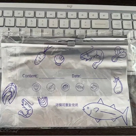 A pack of ten aluminium foil fresh-keeping bags in small, medium, and large sizes, shown in both bag and box styles.