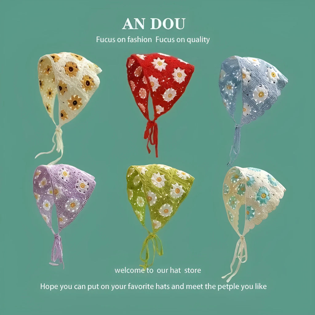 Cotton triangular headscarf with floral pattern in retro design for women's autumn winter accessory