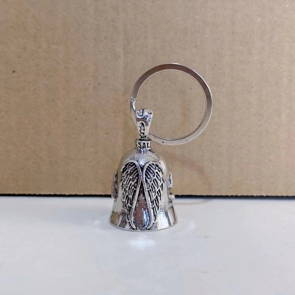 Vintage-style white angel feather design alloy necklace and keychain set.