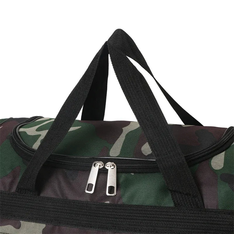 Camouflage pattern luggage bag with 20L capacity and waterproof fabric construction
