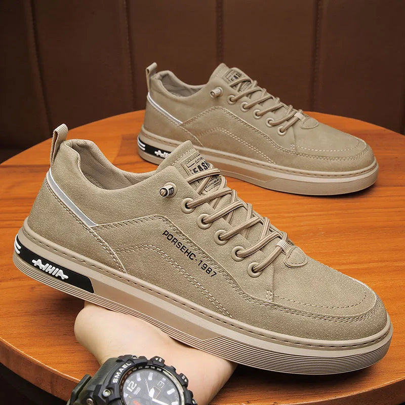 Men's waterproof casual shoes in black colour with round toe and low-top design