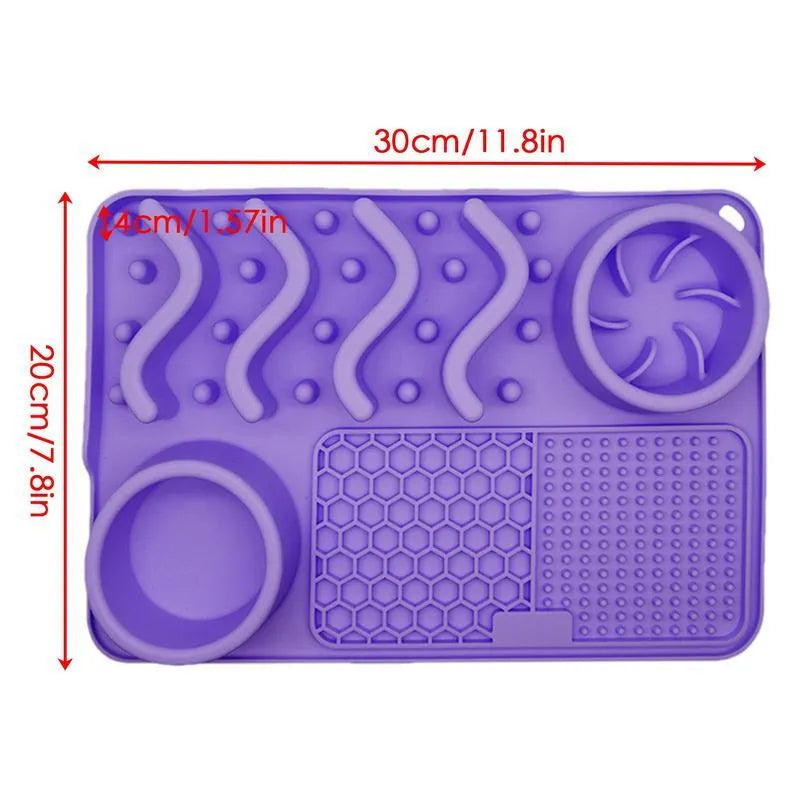 Multi-functional silicone pet slow feed lick mat in black, 304x204x42mm, foldable and portable for dogs cats