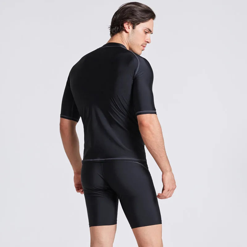 Men's quick-drying half sleeve swimsuit in nylon for snorkeling and surfing activities