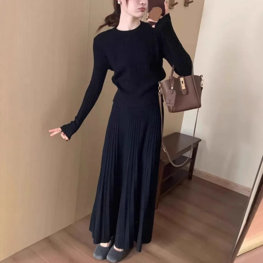 Gray knitted dress suit two-piece set with artistic retro style, free size, dark gray colour