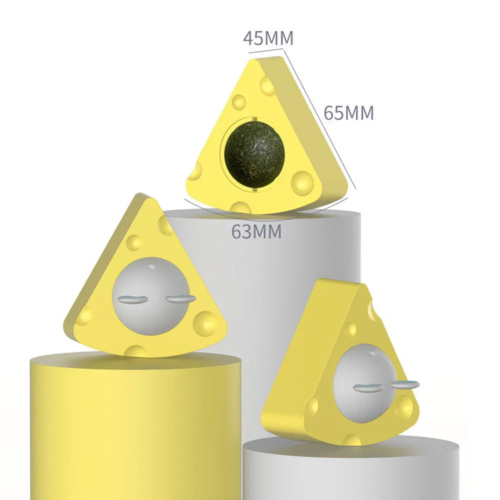 Yellow catnip toy balls with natural silvervine and cheese flavour for cat teeth cleaning