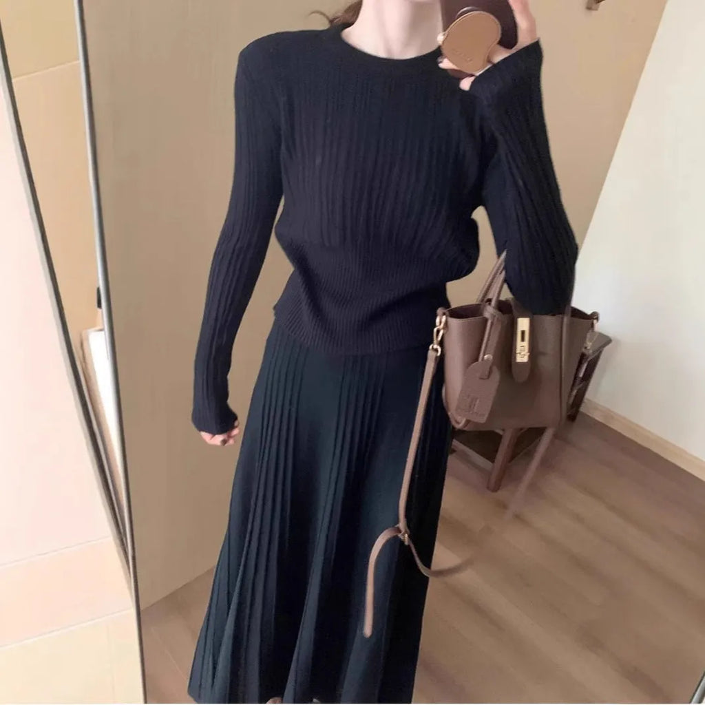 Gray knitted dress suit two-piece set with artistic retro style, free size, dark gray colour
