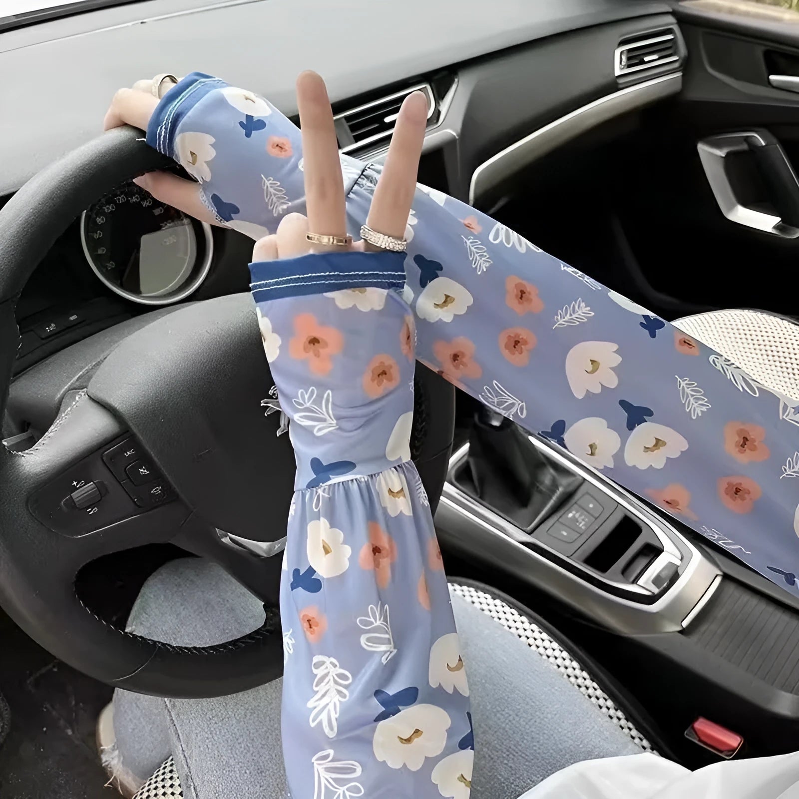 Ice silk UV protection sleeve gloves with printed floral pattern in free size for summer arm cooling