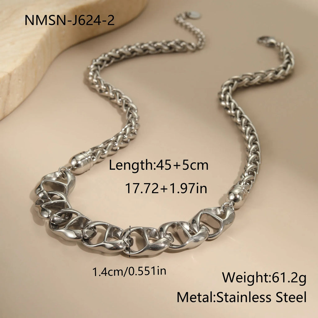 Stainless steel necklace with geometric pendant and gold plating in fashion OL style