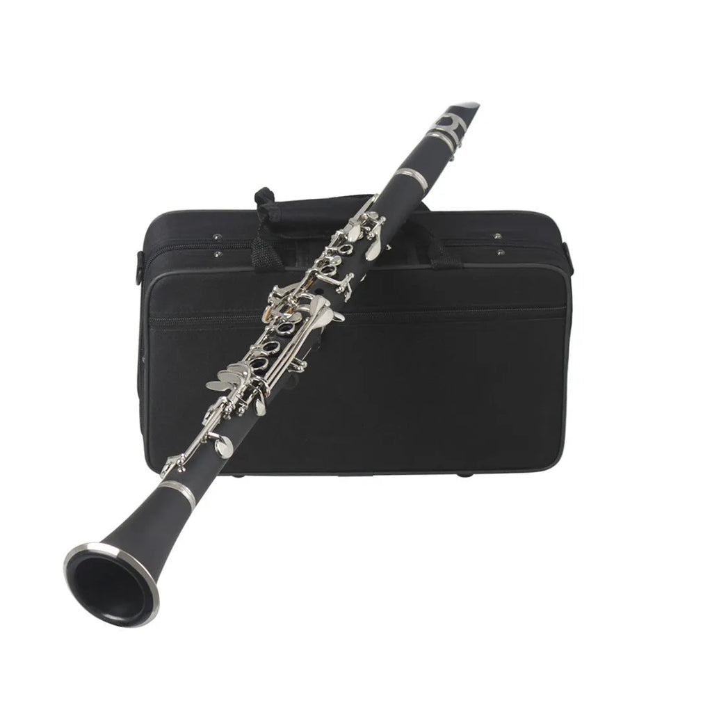 Black Bakelite beginner clarinet with 17 nickel-plated keys and carrying bag