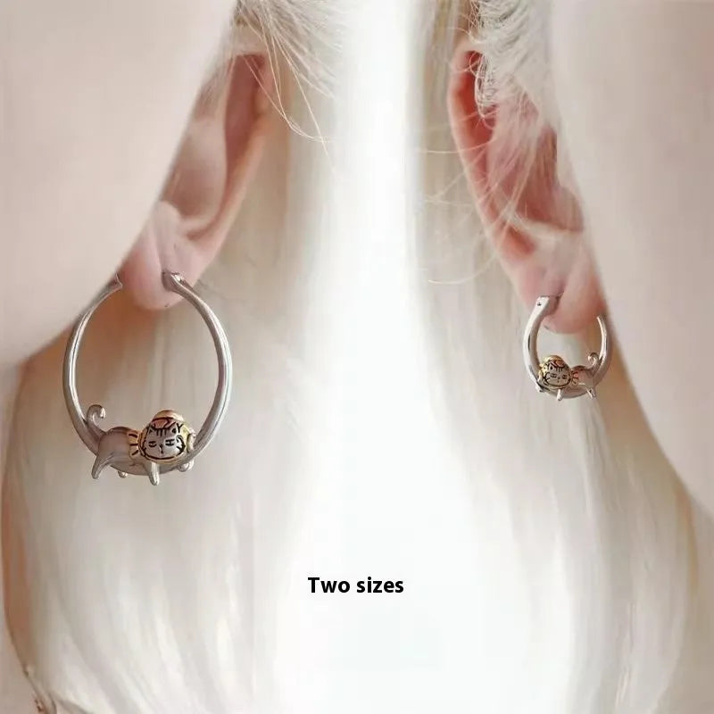 Pair of alloy cat earrings with electroplating finish in broken cat design, available in large and small sizes