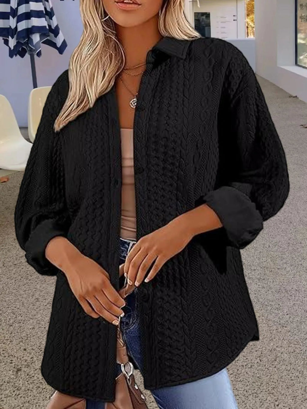 Women's solid colour knit cardigan sweater in polyester fabric