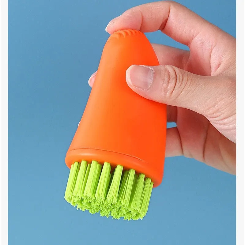 Carrot-shaped nylon bristle cleaning brush for vegetables in orange and white colour options